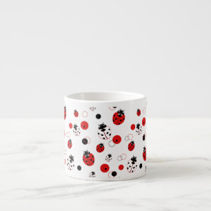 Eenvoudig rood, zwart en wit ladybug-patroon espresso kop