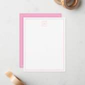 Eenvoudig roze en wit monogram notitiekaartje (Voorkant / Achterkant in situ)
