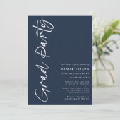 Eenvoudig Script Blauw Afstudeerfeest Kaart (Staand voorkant)