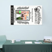 Eenvoudig zwart-wit Afstuderen één foto verticaal Spandoek (Beurs)
