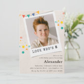 Eenvoudige 8e verjaardag uitnodigingen Boy Photo (Staand voorkant)