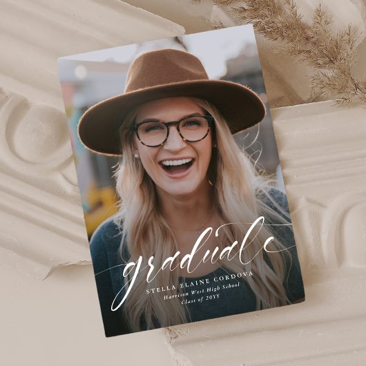 Eenvoudige aankondiging van het afstuderen