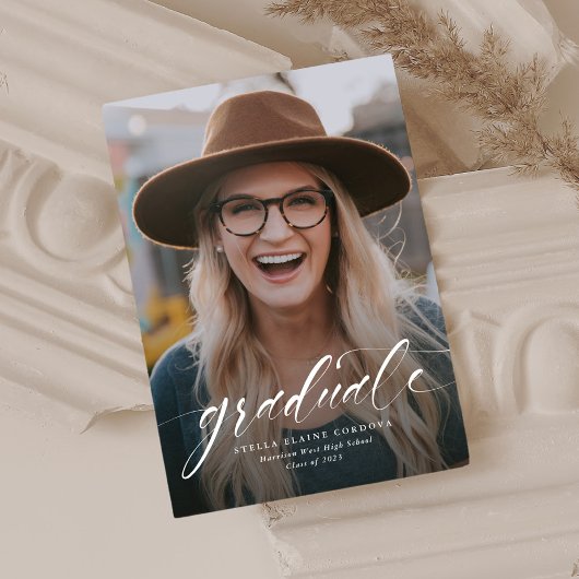 Eenvoudige aankondiging van het afstuderen