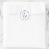 Eenvoudige blauwe en witte monogram envelop ronde sticker (Tas)