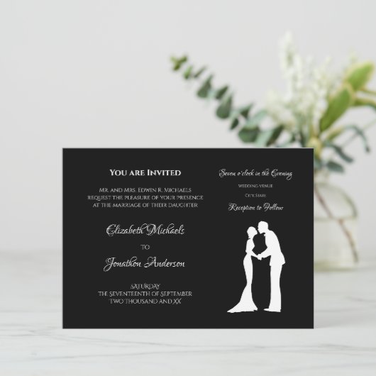 Eenvoudige bruiloft zwart en witte bruid en bruin kaart (Staand voorkant)