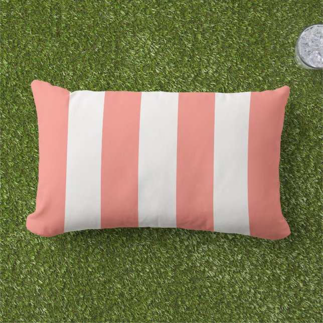 Eenvoudige Classic Coral Cabana Stripes Buitenkussen (Gras)