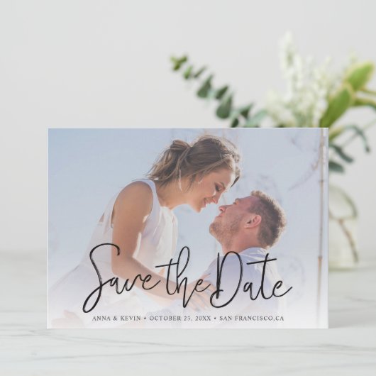 Eenvoudige Elegant Modern Black Script Photo Wedde Save The Date (Staand voorkant)