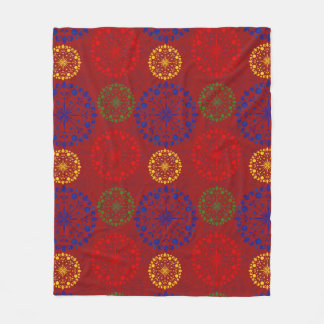 Eenvoudige getextureerde besneeuwde mandala fleece deken