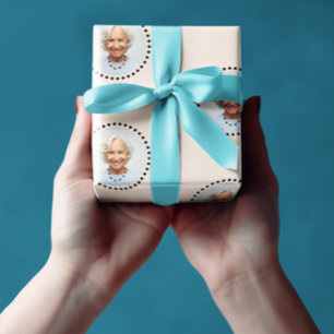 Eenvoudige grappige chique bewerkbare ronde foto p cadeaupapier