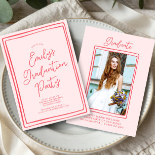 Eenvoudige handgetekende eindexamenfeest foto roze kaart