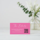 Eenvoudige Heet Roze Modern Script Huwelijk QR Cod Informatiekaartje (Staand voorkant)