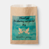 Eenvoudige lotertassen. Het thema van het huwelijk Bedankzakje (Voorkant)