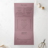 Eenvoudige minimale Herfst Leaf Mauve bruiloft Drieluik Uitnodiging (Binnen)