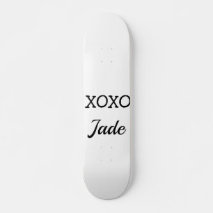 Eenvoudige minimale xoxo-liefde toevoegen jouw tek skateboard