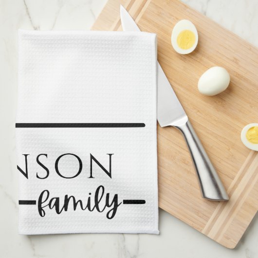 Eenvoudige moderne familienaam Monogram Kitchen To Theedoek (Quarter Fold)