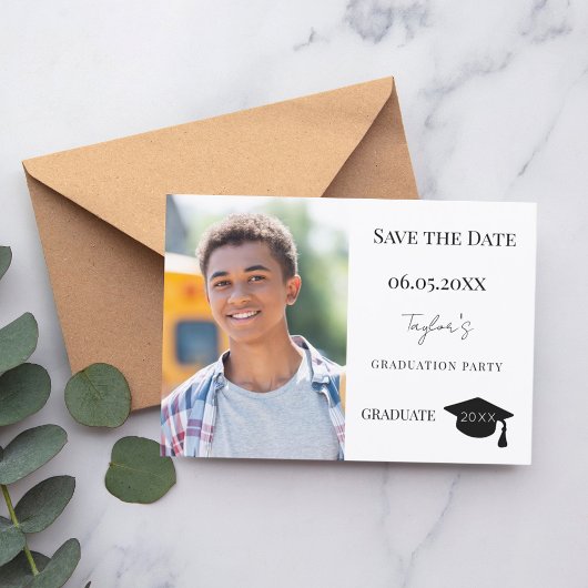 Eenvoudige moderne fotoman Afstuderen Save The Date