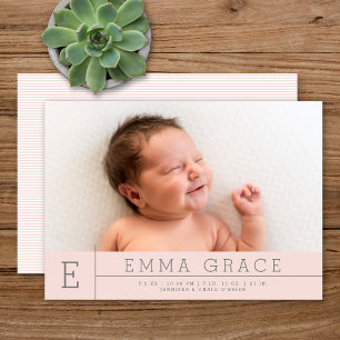 Eenvoudige moderne monogram Blush Pink Girl Foto g Aankondiging