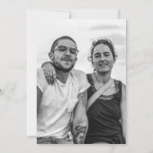Eenvoudige moderne zwart-wit script foto trouwfoto kaart (Achterkant)