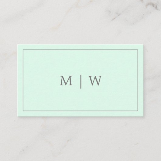 Eenvoudige pasta Mint Green Two Initiaal Monogram  Visitekaartje (Voorkant)