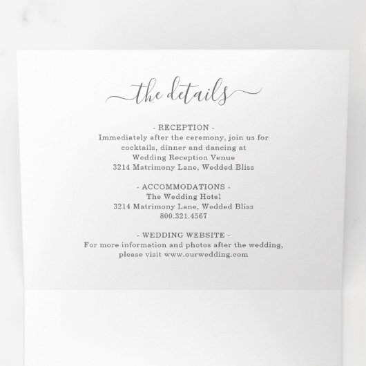 Eenvoudige Roze Hart Moderne Bruiloft Drieluik Uitnodiging (Binnenzijde eerst)