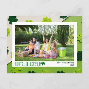 Eenvoudige St. Patrick's day Shamrocks familie fot Feestdagenkaart