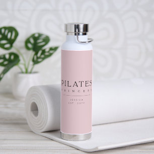 Eenvoudige typografie Aangepaste roze Pilates Prin Waterfles
