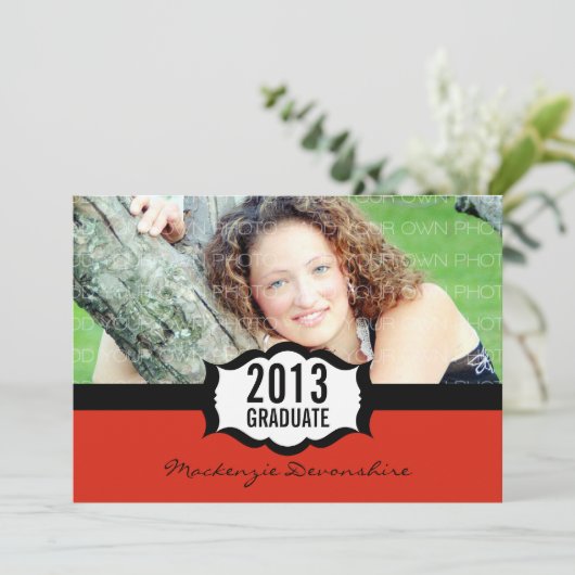 Eenvoudige uitnodiging voor Afstuderen, rood (Staand voorkant)