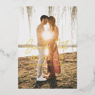 Eenvoudige Vette Datum Moderne Huwelijk Sla de Dat Folie Uitnodiging