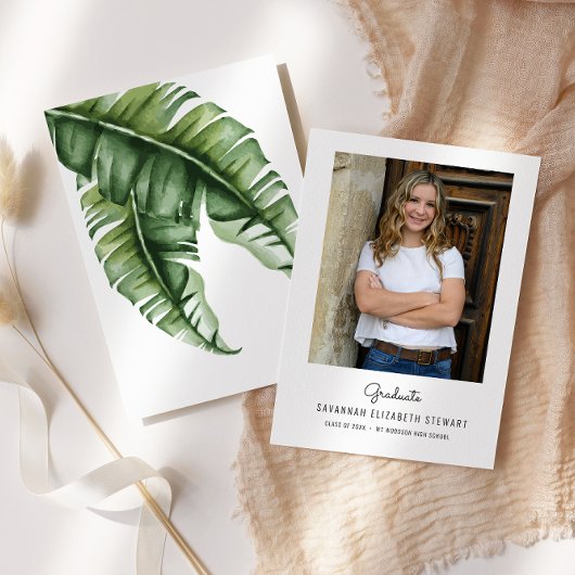 Eenvoudige Vrouwelijke Afstuderen Aankondiging Bla