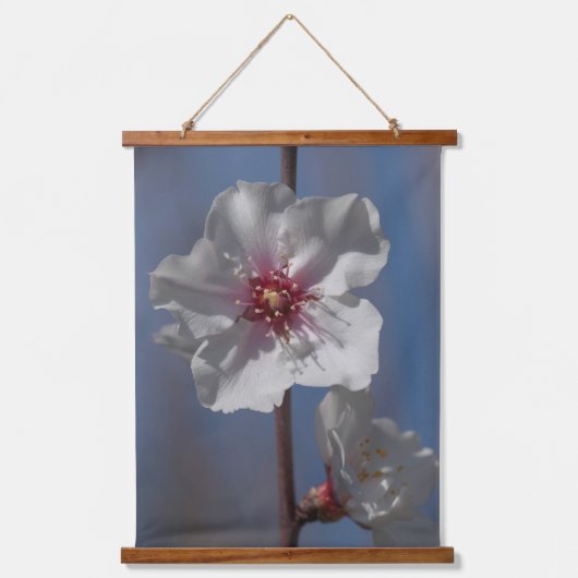 Eenvoudige White Spring Almond Tree Elegant Hangend Wandkleed (Voorkant)