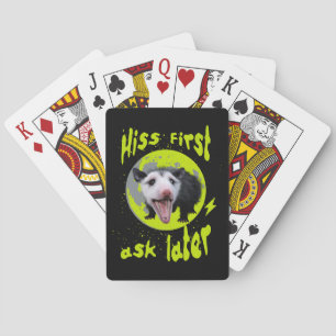 Eerst Sissen Dan Vragen Funny Opossum Humor Pokerkaarten