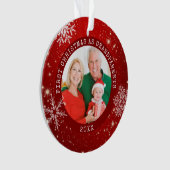 EERSTE CHRISTMAS ALS GRANDPARENTS Red Snowflake Ornament (voorkant)