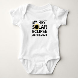 Eerste clipse van baby romper