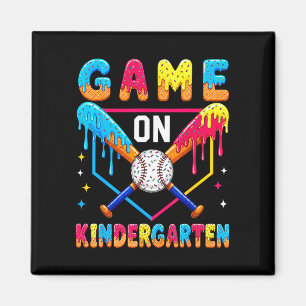 Eerste dag van de kleuterbasisschool honkbal-drip magneet
