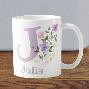 Eerste Initiaal plus naam Julia met bloemen Koffiemok