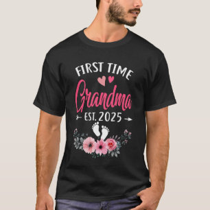 Eerste keer oma gepromoveerd tot oma est 2025 t-shirt