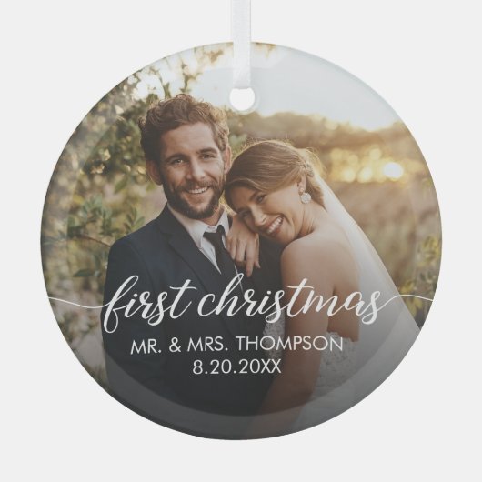 Eerste kerst GETROUWD script bruiloft Foto Glas Ornament (Voorkant)
