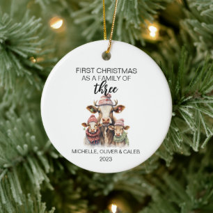 Eerste kerst Koe Familie van Drie Keramisch Ornament
