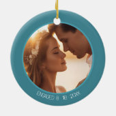 Eerste Kerstbloem verloofde Fotodatum Keramisch Ornament (Achterkant)