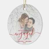 Eerste kerstcadeau Foto met helder rood script Keramisch Ornament (Links)