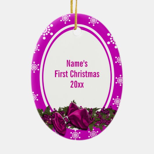 Eerste kerstfoto PERSONALIZE roze Keramisch Ornament (Achterkant)