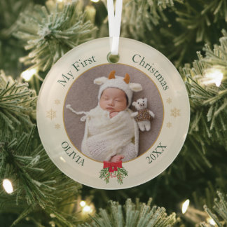 Eerste kerstfoto van baby met naam en datum glas ornament