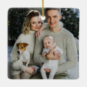 Eerste Kerstmis als een familie Berry Greenery 2 F Keramisch Ornament (Achterkant)