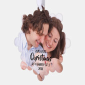 Eerste Kerstmis als familie van 3 Ornament Kaart (Links)