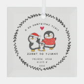 Eerste Kerstmis als familie van drie pinguïns Glas Ornament (Achterkant)