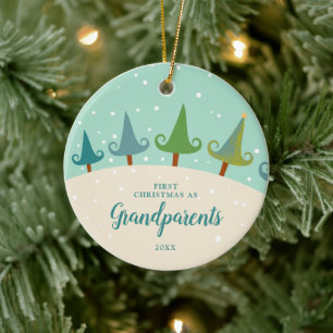 Eerste Kerstmis als grootouders Winter Pine Trees Keramisch Ornament