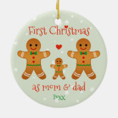 Eerste Kerstmis als mama en papa - Gingerbrood Man Keramisch Ornament (Achterkant)
