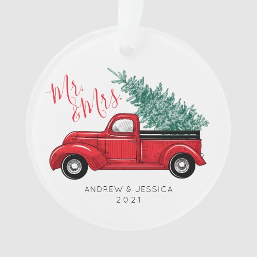 Eerste Kerstmis als Mr. & Mrs. | Red Truck Ornament (voorkant)