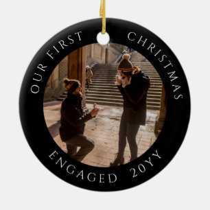 Eerste Kerstmis Betrokken Foto Keepsake Keramisch Ornament