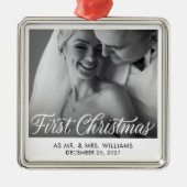 Eerste kerstmis | Elegante pasgetrouwde foto Metalen Ornament (Voorkant)